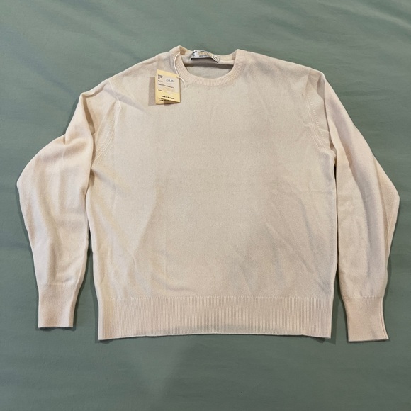 NWT 100% Scottish Cashmere off white sweater. Lightweight. Cozy. Men/Women - Picture 7 of 12